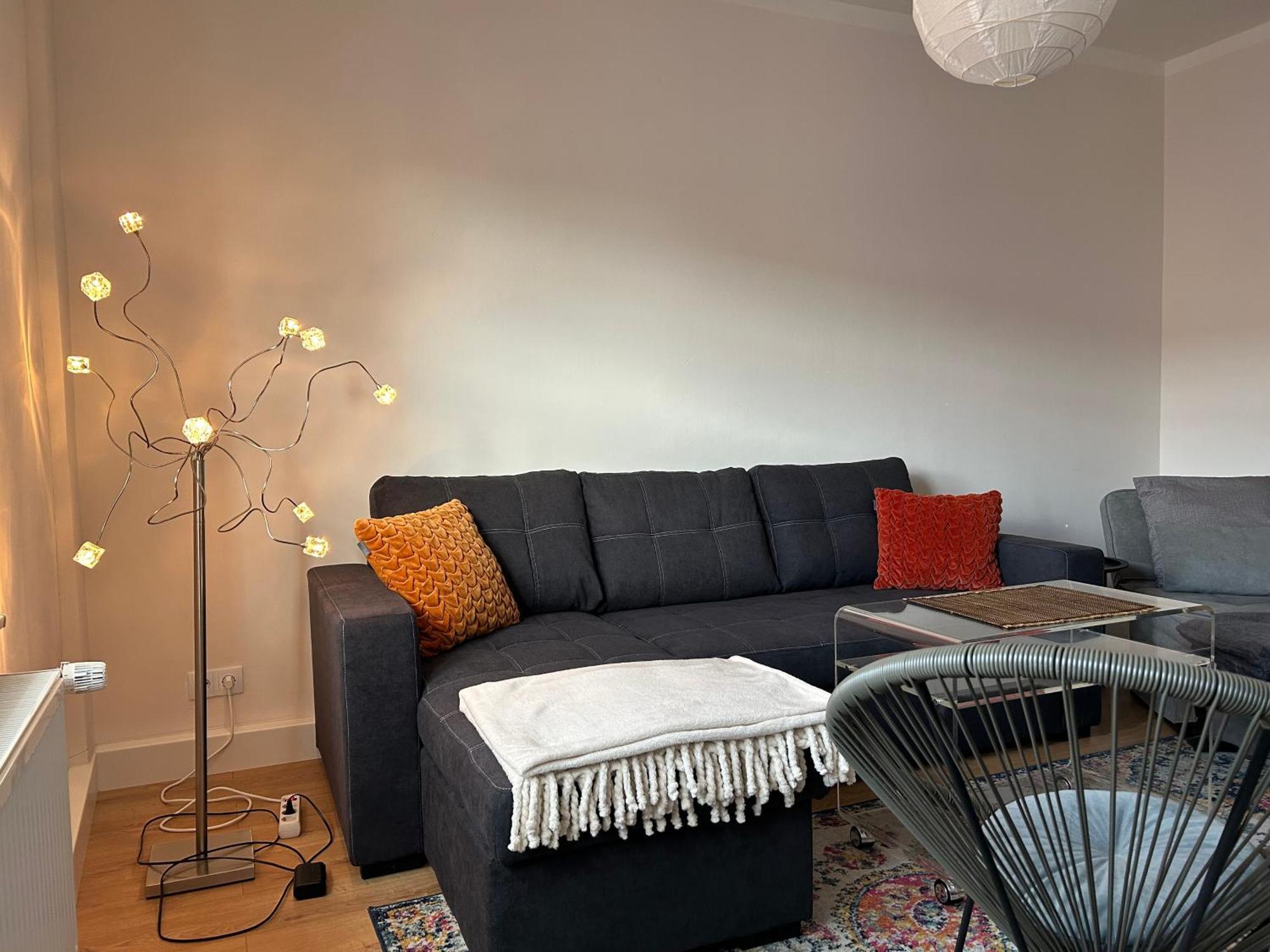 Schoene Neue 4 Zimmer Wohnung Mit Sued-Balkon Bis 8 Personen Naumburg  Eksteriør billede