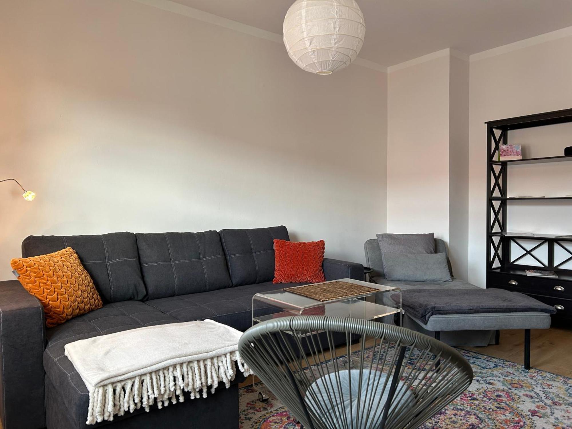 Schoene Neue 4 Zimmer Wohnung Mit Sued-Balkon Bis 8 Personen Naumburg  Eksteriør billede